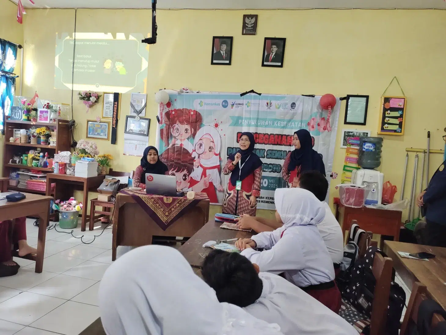 Inovatif! Upaya Cegah Tuberkulosis di Sekolah Dasar Melalui Buku Saku Digital dan Video Animasi