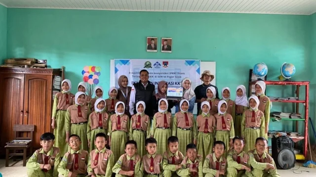 Mahasiswa UIN Raden Fatah Hadirkan Bahan Ajar Berbasis AI di SDN 46 Pagar Alam