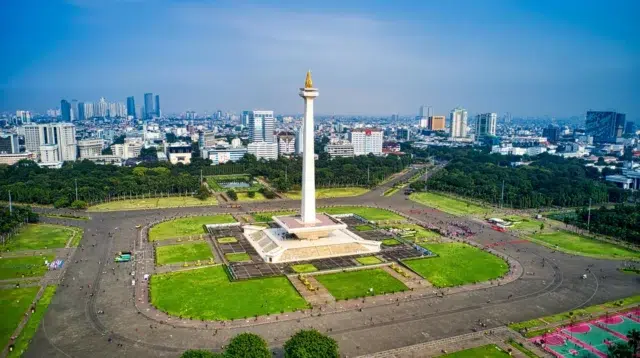 Monumen Nasional di Jakarta yang sedang Darurat Polusi. (Foto: Pixabay.com)