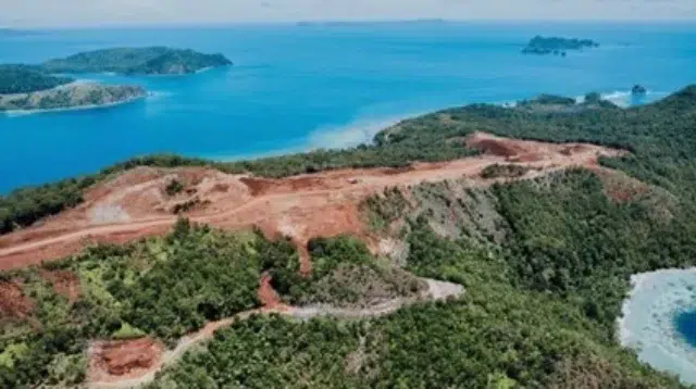 “What’s Left from Indonesia?”: Ketika Surga Raja Ampat Terancam Tambang Nikel