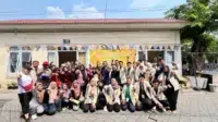Kolaborasi KKN Kelompok B2 Universitas Wijaya Kusuma Surabaya dengan Masyarakat Benowo Surabaya: Memanfaatkan E-Commerce di Era Digital, Inovasi Camilan Sehat, Gerakan UMKM Tertib Legalitas, hingga Aksi Sehat dan Peduli Lingkungan