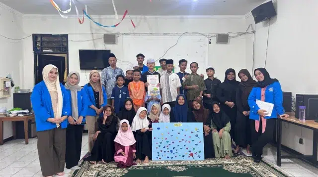 Penyuluhan Kemanusiaan dan Kegiatan Berbagi