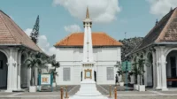 Yogyakarta: Bukti bahwa Tradisi dan Hukum Bisa Berjalan Bersama