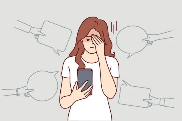 Wanita kesal dengan telepon menderita bullying dan kebencian di internet, menerima pesan ofensif