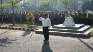 31 Mahasiswa UPN “Veteran” Jawa Timur Resmi Diberangkatkan: Siap Sukseskan KKN SDGs di Kelurahan Pradah Kalikendal