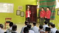 Masa Depan Cemerlang: Mahasiswa KKN Ajak Siswa Kenali Kampus dan Dunia Digital