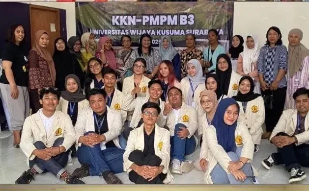 KKN B3 Universitas Wijaya Kusuma Surabaya