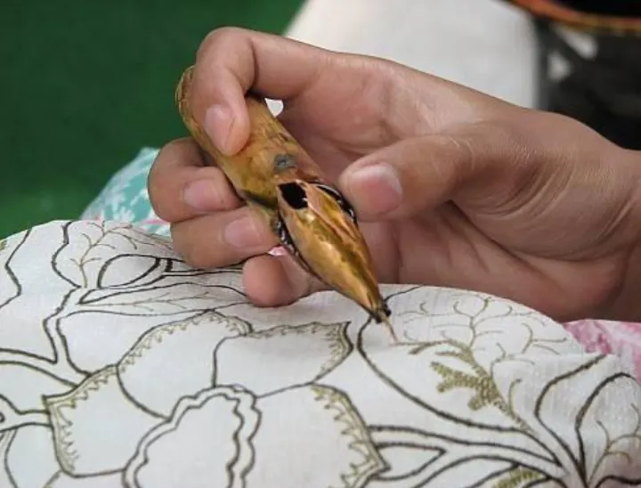 Warisan Budaya dan Identitas Bangsa Batik yang Diakui UNESCO