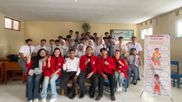 Mahasiswa UMB Edukasi Remaja Bangun Pola Pikir Positif di Era Digital lewat Program KPN