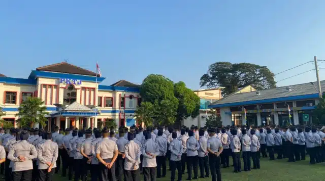Taruna Sekolah Kedinasan