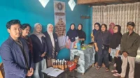 Tim Polinema! PKK Dinoyo Royal Park Sulap Jahe Merah Pandan Wangi Jadi Sirup Herbal Segar