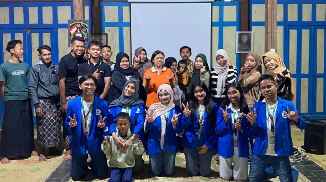 KKN Kelompok 33 Universitas Mercu Buana Yogyakarta Gelar Penyuluhan Affiliate TikTok dan Shopee di Dusun Seropan 1.