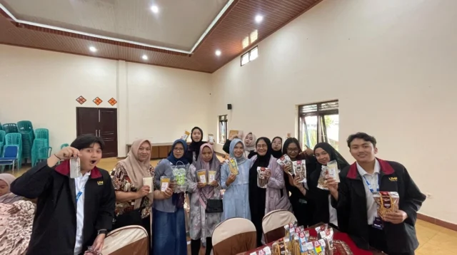 Optimalisasi Lokasi, Digitalisasi Pemasaran, dan Sertifikasi Halal