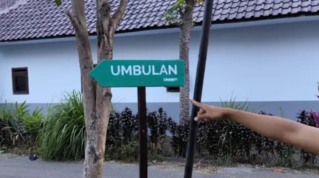 Papan Penunjuk Arah