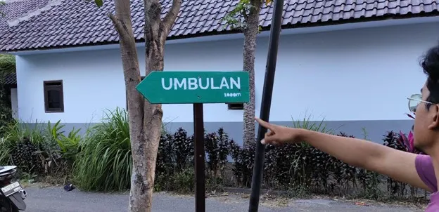 Papan Penunjuk Arah