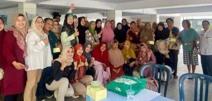 Dosen Keperawatan Poltekkes Kemenkes Semarang Gelar Pengabdian kepada Masyarakat: Manfaat Kolang Kaling untuk Kesehatan Sendi