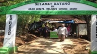 Wisata Bersejarah di Gunung Santri