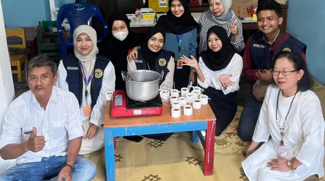 Minyak Jelantah Disulap Jadi Lilin Aromaterapi.