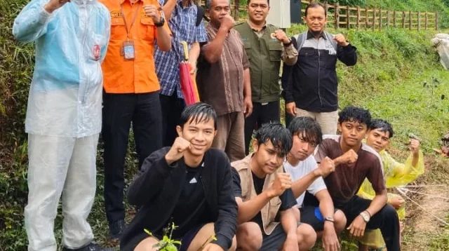 Alat Pendeteksi Longsor di Desa Beruk