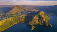 Danau terbesar di Indonesia adalah danau toba