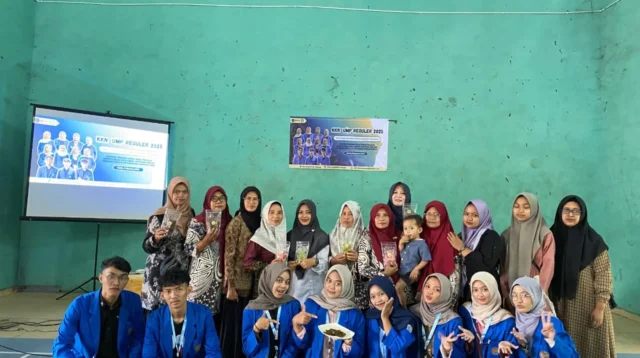 Mahasiswa KKN UMP Kenalkan Inovasi Abon Jantung Pisang di Desa Tracap