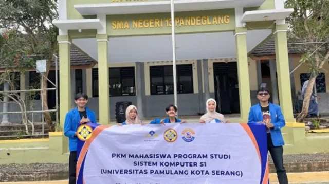 Pelatihan Pembuatan Lamaran Pekerjaan serta Microsoft Office di SMAN 13 Pandeglang.