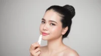 Tips Agar Bibir Pink Alami Tips Agar Bibir Pink Alami: Panduan Lengkap & Praktis