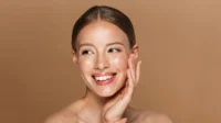 Tips Agar Wajah Glowing Cara Alami dan Efektif untuk Kulit Sehat Tips Agar Wajah Glowing Cara Alami dan Efektif untuk Kulit Sehat