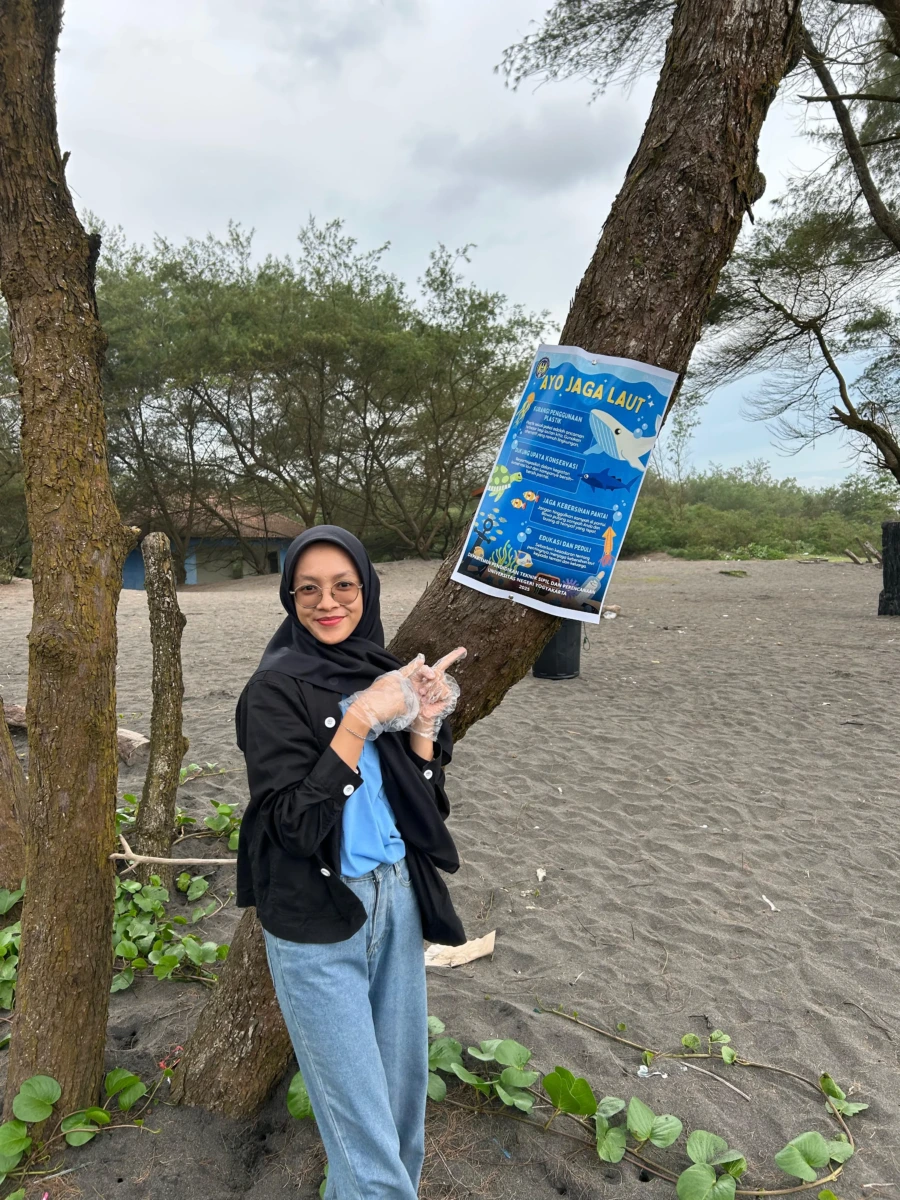 Aksi Bersih Pantai
