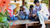 Tamparan di Cimarga dan Krisis Adab dalam Dunia Pendidikan Kita Dunia Pendidikan