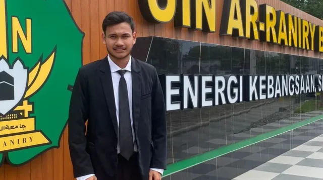 Pelajari bagaimana filsafat ilmu dan pendidikan beradaptasi di era digital. Analisis ontologi, epistemologi, dan aksiologi untuk menghadapi perubahan zaman.