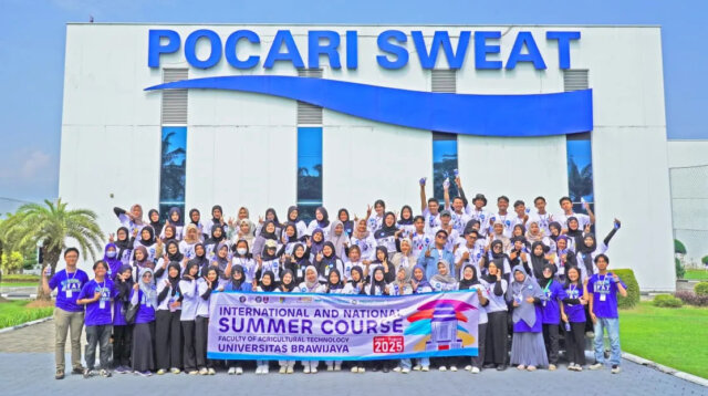 Fisika dalam Setiap Proses: Pengalaman Mahasiswa Fisika Mengikuti National Summer Course FTP UB