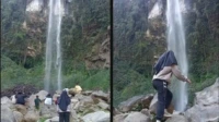 Kali Pertama Menapaki Keindahan Grojokan Sewu di antara Batu, Air, dan Takjub Grojokan Sewu