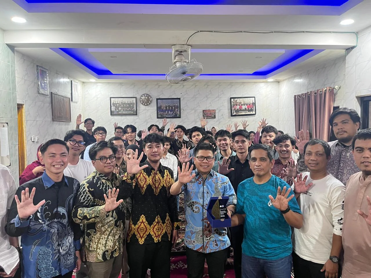 ikatan keluarga mahasiswa