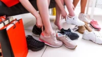 Sepatu: Lebih Penting Gaya atau Nyaman? gaya sepatu