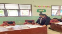 Peran Bahasa Indonesia sebagai Pemersatu Bangsa di Era Globalisasi pada kelas lV SD Peran Bahasa Indonesia sebagai Pemersatu Bangsa di Era Globalisasi pada kelas lV SD