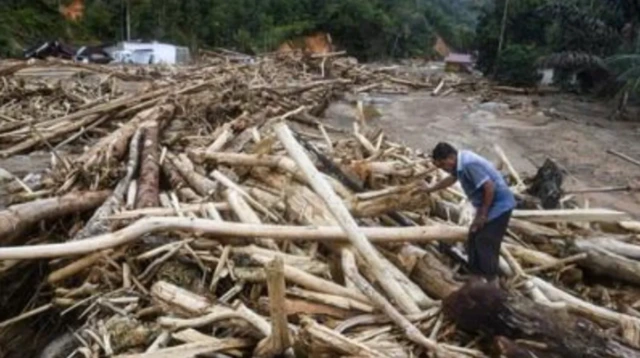 Banjir Sumatra 2025