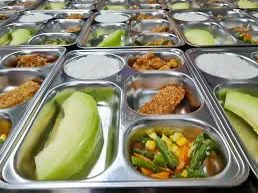 mbg makan bergizi gratis