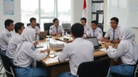 Efektivitas Kepemimpinan OSIS dalam Mendorong Kreativitas dan Prestasi Non-Akademik Siswa di SMP Mahatma Gading jiwa kepemimpinan osis