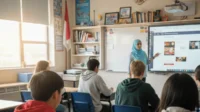 Pemanfaatan Media Interaktif berbasis Google Sites untuk Meningkatkan Kreativitas Belajar Siswa Sekolah Dasar meningkatkan kreativitas dan partisipasi aktif siswa
