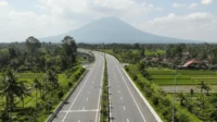 Ketika Infrastruktur Menggusur: Studi Kasus Lembaga Keuangan Internasional Konvensional di ASEAN Pembangunan infrastruktur di ASEAN