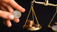 Dari Ketimpangan Menuju Keadilan: Konsep Distribusi dalam Ekonomi Pembangunan Syariah dengan Instrumen Zakat Ketimpangan ekonomi