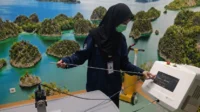 Peran Mahasiswa Fisika UPN Veteran Jawa Timur dalam Mendukung Pelayanan Radiologi dan Radioterapi di Rumah Sakit Umum Daerah R.T. Notopuro Sidoarjo mahasiswa fisika