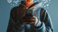 TikTok sebagai Ruang Ekspresi atau Sumber Tekanan Sosial bagi Remaja? dampak tiktok pada remaja