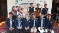 Edukasi dan Skrining Kesehatan sebagai Upaya Peningkatan Kesadaran Masyarakat dalam Pencegahan Tuberkulosis dan Penyakit Tidak Menular skrining kesehatan
