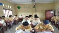 Pengaruh Penggunaan Dua Kurikulum terhadap Peserta Didik di Pondok Pesantren Ibnu Abbas As-Salafy Sragen Penerapan Dua Kurikulum