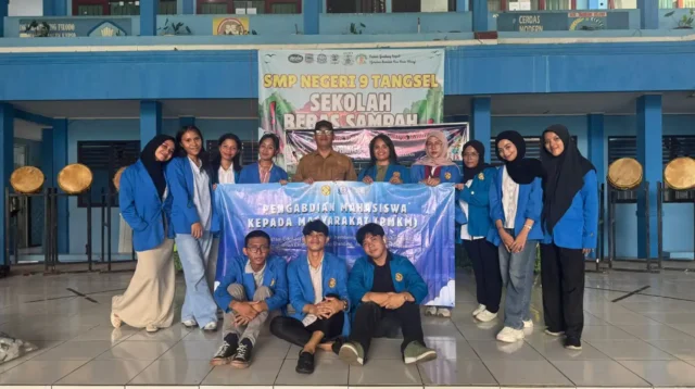 Literasi Keuangan Siswa