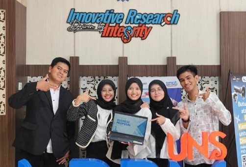 Industri Kreatif dari Bangku Kuliah, Kiprah Sanggar Acara Event Organizer