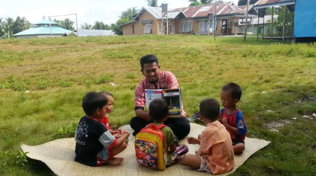 Sosialisasi pendidikan demokrasi kepada peserta didik pada awal tahun ajaran baru.