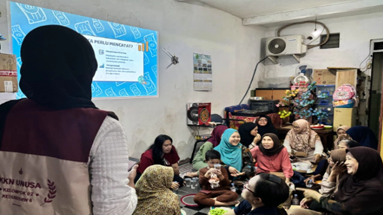 Kegiatan Edukasi Pencatatan Keuangan.